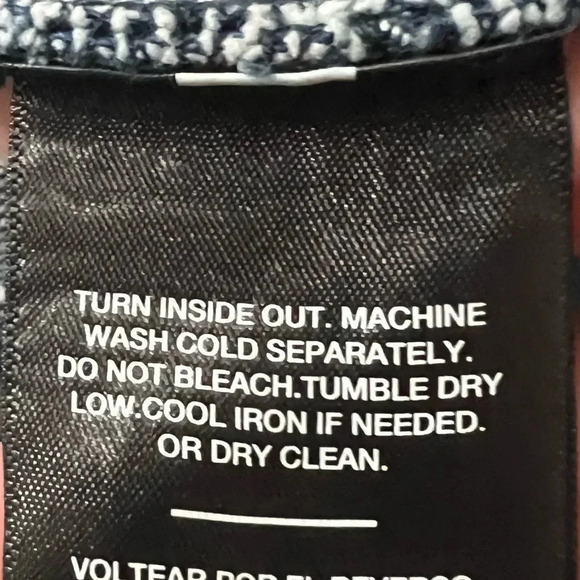 7 For All Mankind Women's Cutoff Denim Jean Shorts Size 28 Ruffle Pockets - Picture 8 of 8